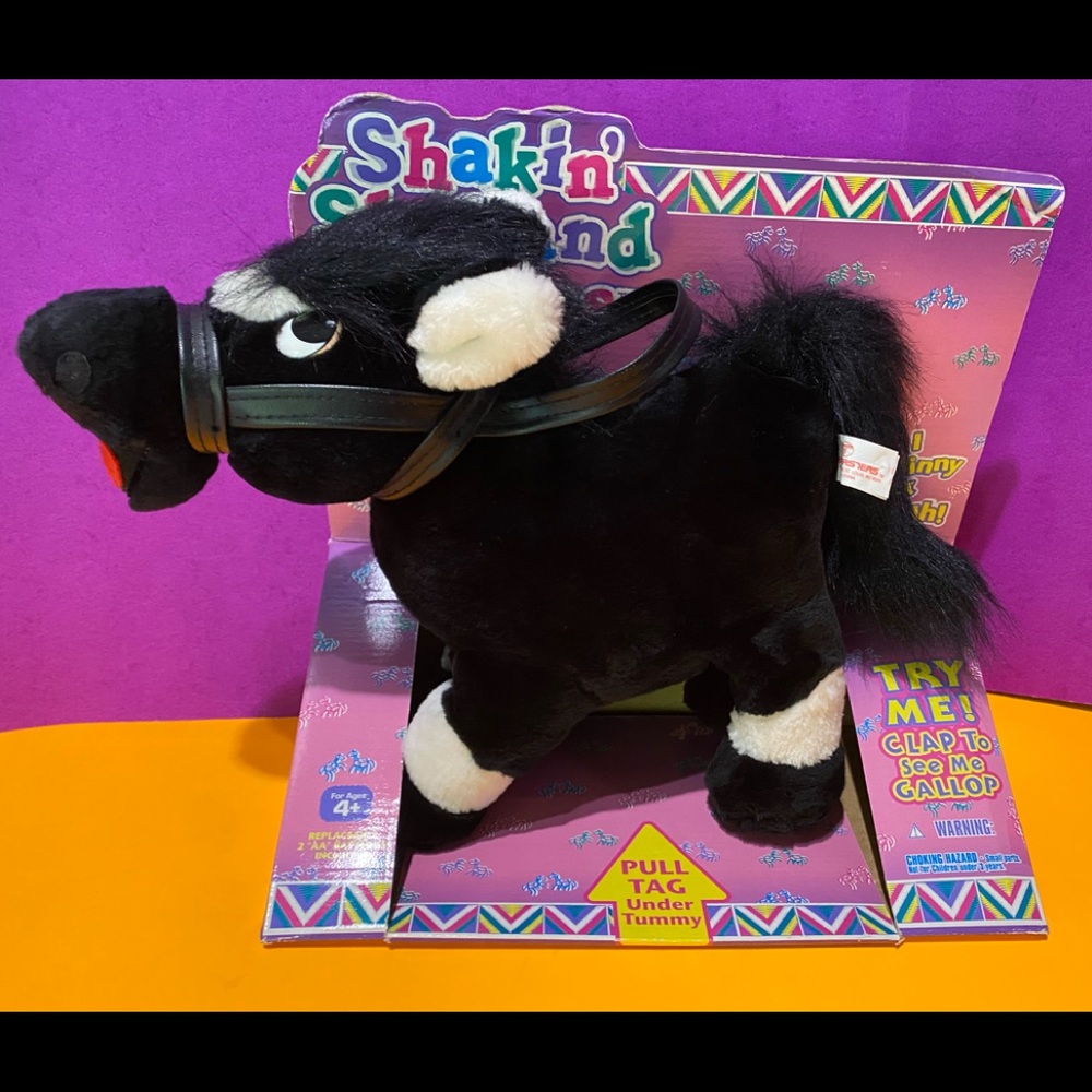 Trendmaster 1995 NWT THUNDER BLACK SHAKIN SHETLAND PONIES SHAKES & MAKES SOUNDS